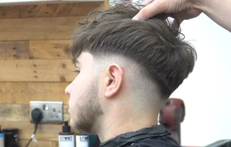 BK BARBER - POINT CUTTING AND REFINING A FADE